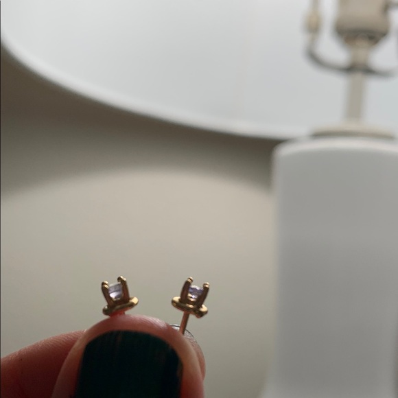 Elegant Gold and Purple Stud Earrings - Picture 5 of 6